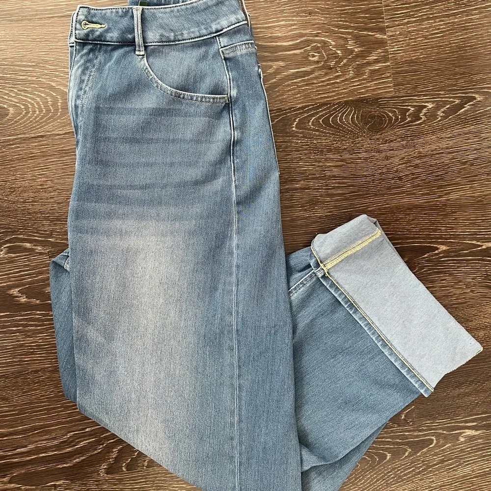 HALARA Women's Flex High Waisted, Rolled Hem Wide Leg Jean - Picture 3 of 3